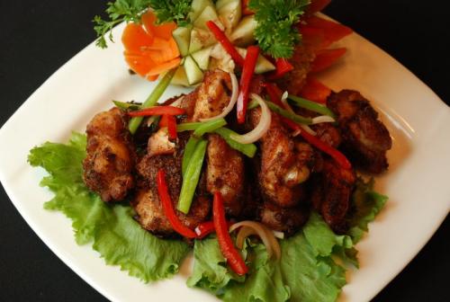 wings from Pizza Hut Menu are delicious